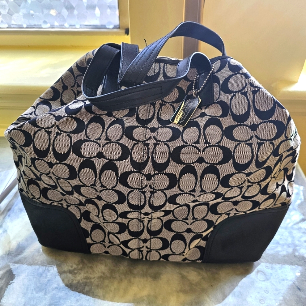 Coach Sigiy Black and White Haddley signature Duffel handbag